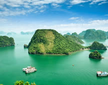 Vietnam Halon Bay mit Schiffen