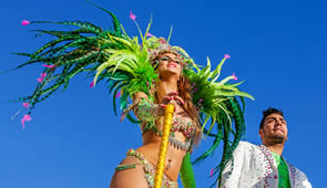 Portugal Sesimbra Karneval Kostüme Sambataenzerin
