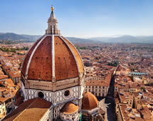 Florenz rotes Dach der Kirche Santa Maria