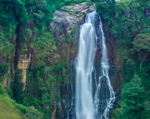 Sri Lanka Devo Wasserfall Nuwara Eliya Nationalpark