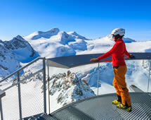 Tirol Aussichtsplattform auf Skigebiet